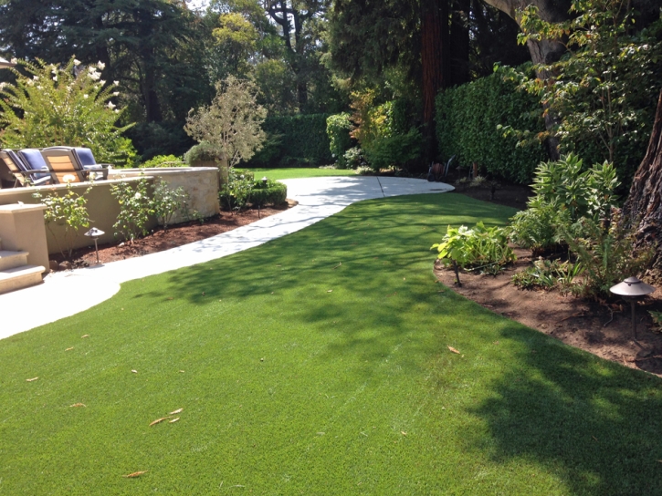 Fake Grass Dover Massachusetts Lawn Front Yard