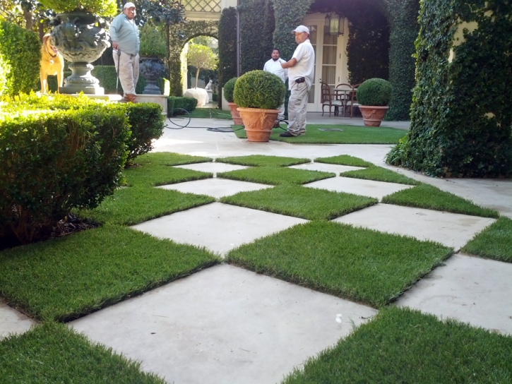 Fake Turf Berlin Massachusetts Lawn Front Yard