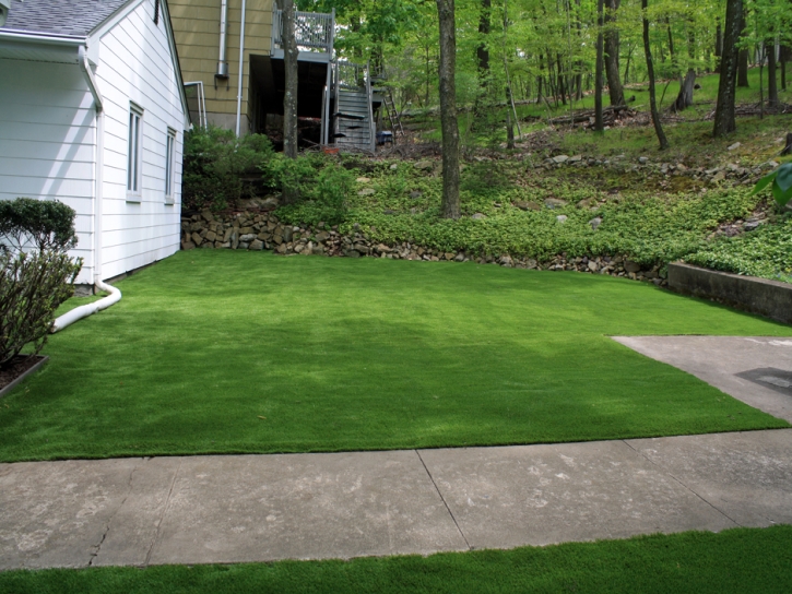 Fake Turf Beverly Massachusetts Lawn