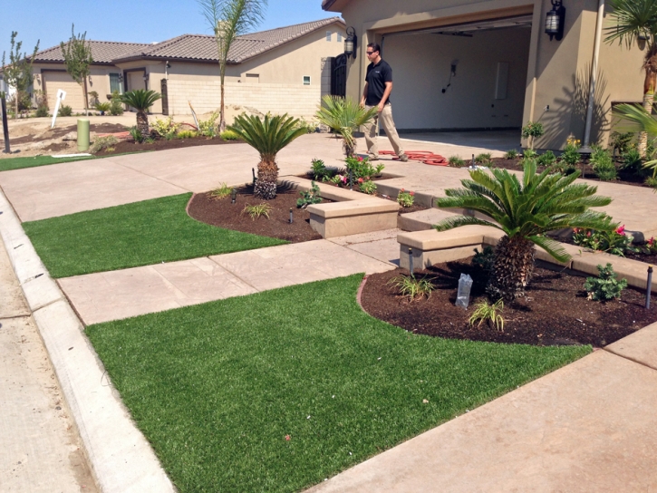 Fake Turf Hingham Massachusetts Landscape Front Yard