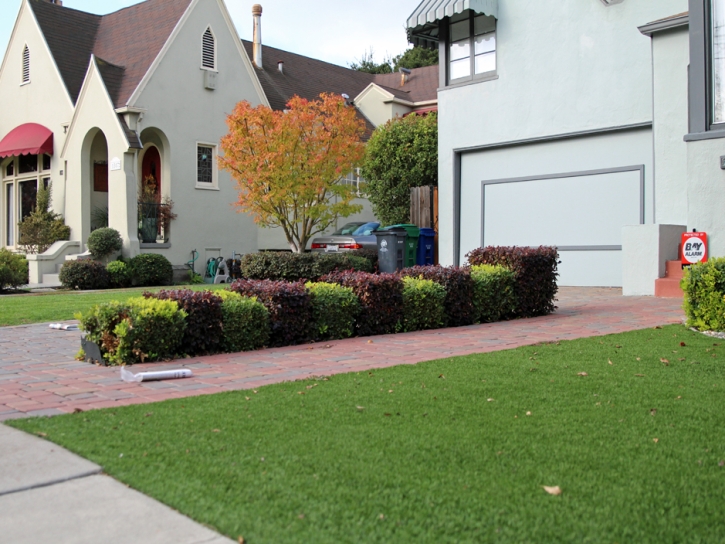 Fake Turf Mendon Massachusetts Landscape Front Yard