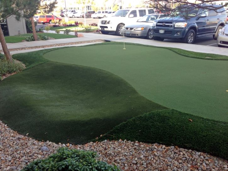 Golf Putting Greens Halifax Massachusetts Fake Turf Front