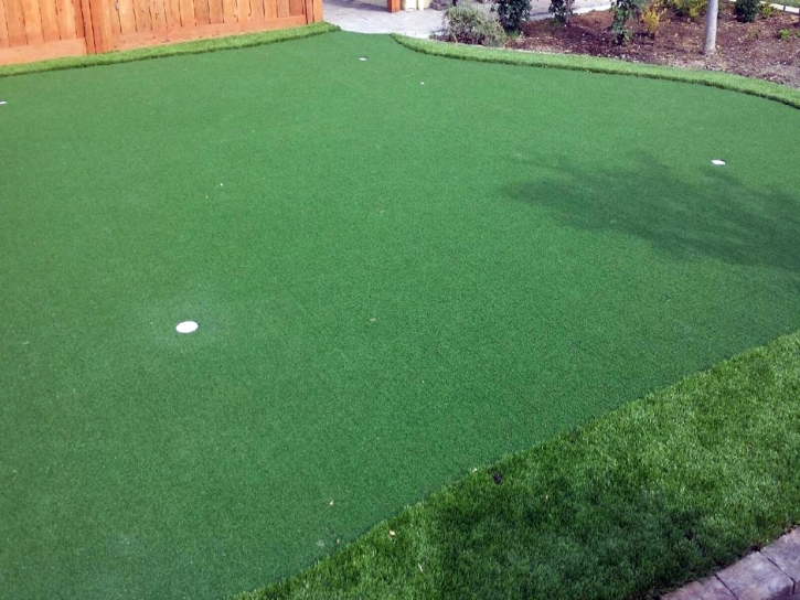 Golf Putting Greens Milford Massachusetts Fake Turf